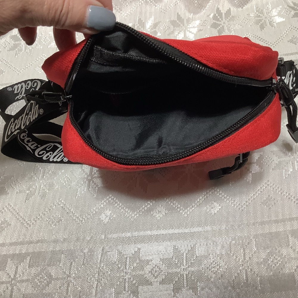Coca Cola Crossbody Bag Unisex Collectible Licensed - Picture 7 of 16